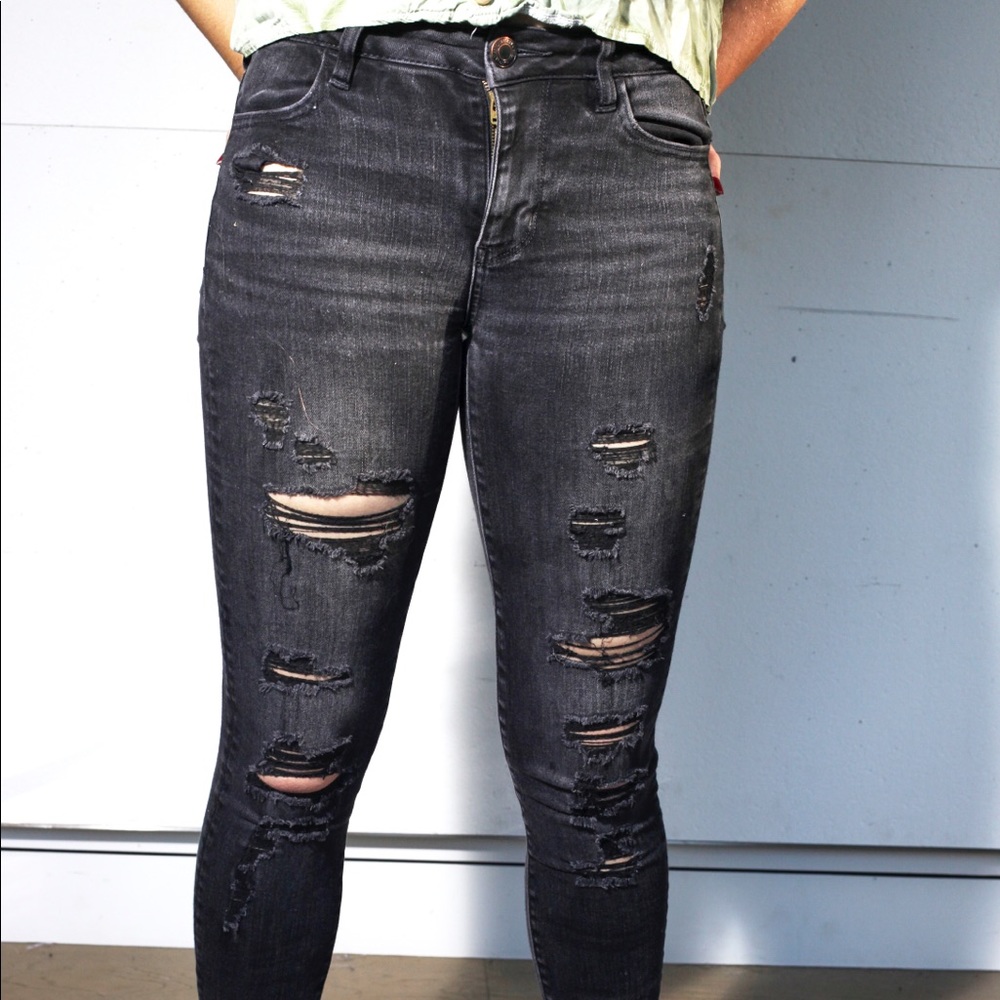American Eagle black ripped jeans